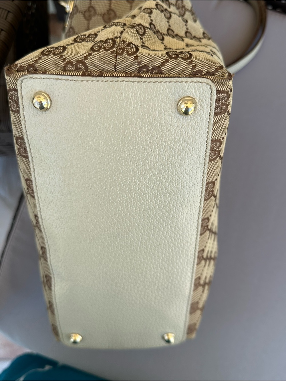 Gucci GG Monogram Tote Bag | Made in Italy | Gold Hardware|COA Inluded| - Picture 5 of 13